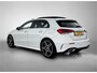 Mercedes-Benz A-klasse 180 AMG Nightpakket | Panoramadak | Sfeerverlichting | CarPlay | Augmented Reality | Parkeerpakket met Camera |. Inclusief 24 maanden Mercedes-Benz Certified garantie voor Europa.