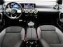 Mercedes-Benz A-klasse 180 AMG Nightpakket | Panoramadak | Sfeerverlichting | CarPlay | Augmented Reality | Parkeerpakket met Camera |. Inclusief 24 maanden Mercedes-Benz Certified garantie voor Europa.