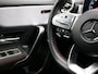 Mercedes-Benz A-klasse 180 AMG Nightpakket | Panoramadak | Sfeerverlichting | CarPlay | Augmented Reality | Parkeerpakket met Camera |. Inclusief 24 maanden Mercedes-Benz Certified garantie voor Europa.