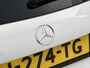 Mercedes-Benz A-klasse 180 AMG Nightpakket | Panoramadak | Sfeerverlichting | CarPlay | Augmented Reality | Parkeerpakket met Camera |. Inclusief 24 maanden Mercedes-Benz Certified garantie voor Europa.