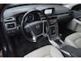 Volvo V70 T4 Limited Edition | 1e Eigenaar | Dealer onderhouden | Stoelverwarming | Trekhaak | Parkeersensoren |