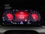 Volkswagen Golf 1.5 eTSI R-Line 130 PK | R-Line | Automaat | Panoramadak | Navigatie | Parkeersensoren | Climate Control | Digital Cockpit Pro | Privacy Glass | Sportonderstel | Keyless | Apple Carplay | Android Auto | LED | Lichtmetalen velgen |