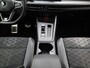 Volkswagen Golf 1.5 eTSI R-Line 130 PK | R-Line | Automaat | Panoramadak | Navigatie | Parkeersensoren | Climate Control | Digital Cockpit Pro | Privacy Glass | Sportonderstel | Keyless | Apple Carplay | Android Auto | LED | Lichtmetalen velgen |
