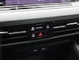 Volkswagen Golf 1.0 TSI Life 110 PK | Airco | Navigatie | Apple Carplay | Parkeersensoren vóór en achter | Adaptieve Cruise Control | Rijstrook behoudassistent | Auto Hold | Buitenspiegels elektrisch verstelbaar en verwarmbaar |