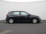 Volkswagen Golf 1.0 TSI Life 110 PK | Airco | Navigatie | Apple Carplay | Parkeersensoren vóór en achter | Adaptieve Cruise Control | Rijstrook behoudassistent | Auto Hold | Buitenspiegels elektrisch verstelbaar en verwarmbaar |