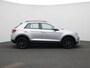 Volkswagen T-Roc 1.0 TSI Life | 18 Inch Velgen | Camera | parkeersensoren | Led | Cruise Control | Apple carplay |