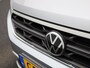 Volkswagen T-Roc 1.0 TSI Life | 18 Inch Velgen | Camera | parkeersensoren | Led | Cruise Control | Apple carplay |