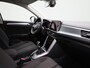 Volkswagen T-Roc 1.0 TSI Life | 18 Inch Velgen | Camera | parkeersensoren | Led | Cruise Control | Apple carplay |