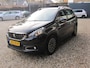 Peugeot 2008 1.2 PureTech Allure in nieuw staat apk 11-11-2026