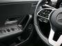 Mercedes-Benz A-klasse 180 Business Solution Panorama Schuif-Kanteldak | Achteruitrijcamera | Ledkoplampen | Licht- en zicht pakket | Spiegelpakket. Inclusief 24 maanden Mercedes-Benz Certified garantie voor Europa.