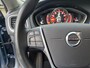 Volvo V40 2.0 T2 Nordic+ / NL-Auto / Dealer-Onderhouden / Standkachel / Cruise-Control / Climate-Control / Stoelverwarming / LED / Radio-Bluetooth / Navi / Verwarmde-Voorruit / PDC-Achter / 16'' LMV / ENZ.