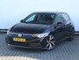 Volkswagen Golf 1.5 TSI R-Line | Navigatie | LED Plus | Climate control | Side Assist | Achteruitrijcamera | Trekhaak | 18" Bergamo |