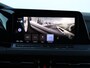 Volkswagen Golf 1.5 TSI R-Line | Navigatie | LED Plus | Climate control | Side Assist | Achteruitrijcamera | Trekhaak | 18" Bergamo |