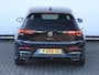 Volkswagen Golf 1.5 TSI R-Line | Navigatie | LED Plus | Climate control | Side Assist | Achteruitrijcamera | Trekhaak | 18" Bergamo |
