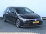 Volkswagen Golf 1.5 TSI R-Line | Navigatie | LED Plus | Climate control | Side Assist | Achteruitrijcamera | Trekhaak | 18" Bergamo |