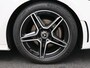 Mercedes-Benz A-klasse 180 Business Solution AMG AMG Line | Night Pakket | Panorama Schuif-Kanteldak |Sfeerverlichting | Ledkoplampen | Memory Voorstoelen | Achteruitrijcamera. Inclusief 24 maanden Mercedes-Benz Certified garantie voor Europa.