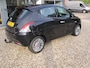 Lancia Ypsilon 0.9 TwinAir Gold met trekhaak apk 17-10-2026