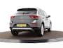 Volkswagen T-Roc 1.5 TSI 150pk DSG Life Edition · Apple/Android Car Play · Camera · Keyless · Navigatie · P-Sensoren · Park Assist · 17'' Inch · Garantie t/m Februari 2027