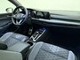 Volkswagen Golf 1.5 eTSI R-Line Business | Automaat | Schuif/Kanteldak | Stoelverwarming | Camera | Adaptieve Cruise | Apple Carplay / Android Auto | Achterbankverwarming |