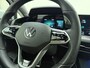 Volkswagen Golf 1.5 eTSI R-Line Business | Automaat | Schuif/Kanteldak | Stoelverwarming | Camera | Adaptieve Cruise | Apple Carplay / Android Auto | Achterbankverwarming |