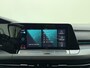 Volkswagen Golf 1.5 eTSI R-Line Business | Automaat | Schuif/Kanteldak | Stoelverwarming | Camera | Adaptieve Cruise | Apple Carplay / Android Auto | Achterbankverwarming |