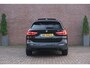 BMW X1 sDrive20i 192pk Aut. High Executive | M Sport | Navi | Climate | Panoramadak | Head-up Display | Elektrische Achterklep | Stoelverwarming | PDC | Trekhaak