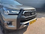 Toyota Hilux 2.8 D-4D Double Cab Invincible Navigatie Lederbekleding Stoel-verwarming JBL audio 2 persoons