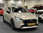 Mazda 2 1.5i e-SkyActiv-G Homura 90PK M Hybrid Navi DAB+ Apple CarPlay Camera PDC Trekhaak
