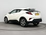 Toyota C-HR 1.8 Hybrid Dynamic | Navigatie | Apple Carplay / Android Auto | Keyless | Adaptive Cruise | Clima | Parkeersensoren voor/achter | Camera | 18 inch