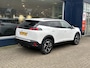 Peugeot 2008 1.2 Turbo 100 PK Allure Pack | Trekhaak 1200KG | Navigatie | Keyless Start | Lichtmetaal | Camera | Parkeersensoren Achter | Cruise Control | Climate control | LED Dagrijverlichting | 17" Lichtmetalen Velgen | Hoge Zitpositie |