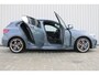BMW 1-Serie 118i High Executive M-sport | Incl. 12 maanden garantie | Cruise control | Kuipstoelen | Schuif/kantel dak | Climate control | Apple carplay | Navigatie | DAB radio | Harman/Kardon |