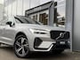Volvo XC60 2.0 T8 Plug-in hybrid AWD R-Design |Facelift|Pano|Bowers & Wilkins|Stoel Ventilatie|Pilot Assist|Trekhaak