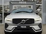 Volvo XC60 2.0 T8 Plug-in hybrid AWD R-Design |Facelift|Pano|Bowers & Wilkins|Stoel Ventilatie|Pilot Assist|Trekhaak