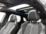Peugeot 3008 1.6 HYbrid GT 225pk Automaat | Schuif-/Kanteldak | Navigatie | Climate Control | Adaptieve Cruise Control | Achteruitrijcamera | LED | Keyless Entry/Start | 18" Lichtmetalen Velgen | Apple Carplay/Android Auto |