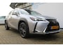 Lexus UX 250h | Achteruitrijcamera | Keyless entry/start | Climate controle | Cruise controle | Lane Assist | DAB | Draadloze telefoonlader | Apple CarPlay/Android Auto | Virtual cockpit |