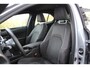 Lexus UX 250h | Achteruitrijcamera | Keyless entry/start | Climate controle | Cruise controle | Lane Assist | DAB | Draadloze telefoonlader | Apple CarPlay/Android Auto | Virtual cockpit |