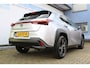 Lexus UX 250h | Achteruitrijcamera | Keyless entry/start | Climate controle | Cruise controle | Lane Assist | DAB | Draadloze telefoonlader | Apple CarPlay/Android Auto | Virtual cockpit |