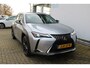 Lexus UX 250h | Achteruitrijcamera | Keyless entry/start | Climate controle | Cruise controle | Lane Assist | DAB | Draadloze telefoonlader | Apple CarPlay/Android Auto | Virtual cockpit |