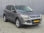 Ford Kuga 1.6 Titanium 6-Bak
