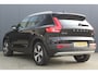 Volvo XC40 1.5 T3 R-Design 164PK | Incl. 12 maanden garantie | LED | Parkeersensoren | Elektr. kofferklep | Apple Carplay | Climate control | Verkeersbord detectie | Lane assist | Cruise control | Navigatie | Luxe lederen bekleding |