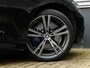 BMW 3-Serie Touring 330e M-Sport - Pano - Trekhaak - Harman Kardon - Lasers - Head-Up