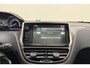 Peugeot 2008 1.2T Style | 82PK | Navigatie | Trekhaak | Panorama Dak | Climate Control | Automatische Verlichting | Cruise Control | Bluetooth | Parkeer Sensoren Achter |