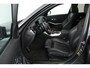 BMW 3-Serie Touring 330e High Executive (PANORAMADAK, TREKHAAK, STOELVERWARMING, ACHTERUITRIJCAMERA, STUURVERWARMING)