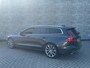 Volvo V60 2.0 T4 Inscription | Trekhaak | Lederen bekleding | Adaptive cruise control | 19" velgen | Stoelverwarming | Parkeersensoren voor + achter | Dode hoek detectie BLIS | Achteruitrijcamera |