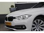 BMW 3-Serie Touring 320i High Executive | Trekhaak |