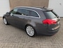 Opel Insignia Sports Tourer 1.6 T Design Edition | Nederlandse Auto | Trekhaak | PDC voor en achter | Dakrails | Cruise control | automatiche airco |