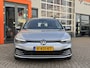 Volkswagen Golf Variant 1.0 TSI Life / NL-Auto / Navi / Applecarplay/AndroidAuto / 19 inch Velgen / Lederen Bekleding /