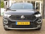 Volkswagen T-Roc 1.5 TSI 150pk SPORT BLACK EDITION / Led / Beats audio / 18 Inch / BOVAG garantie