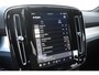 Volvo XC40 B4 211PK Automaat Plus Dark / Navigatie / Adaptive Cruise / Harman Kardon / Stuur- & Stoelverwarming / Elektrische achterklep / Achteruitrijcamera / Elektrische stoelverst. met geheugen