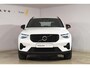 Volvo XC40 B4 211PK Automaat Plus Dark / Navigatie / Adaptive Cruise / Harman Kardon / Stuur- & Stoelverwarming / Elektrische achterklep / Achteruitrijcamera / Elektrische stoelverst. met geheugen